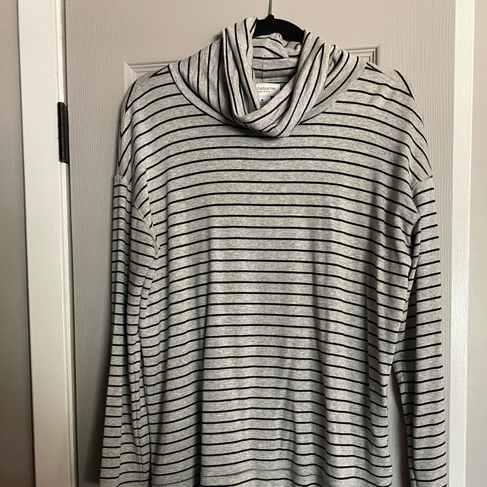 3/$10 Liz Claiborne Turtleneck Tunic